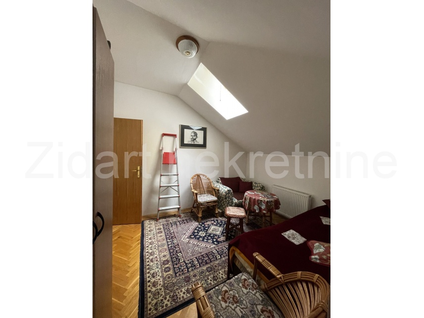 Квартира, 645 м², 100 000$ — FAKTOR